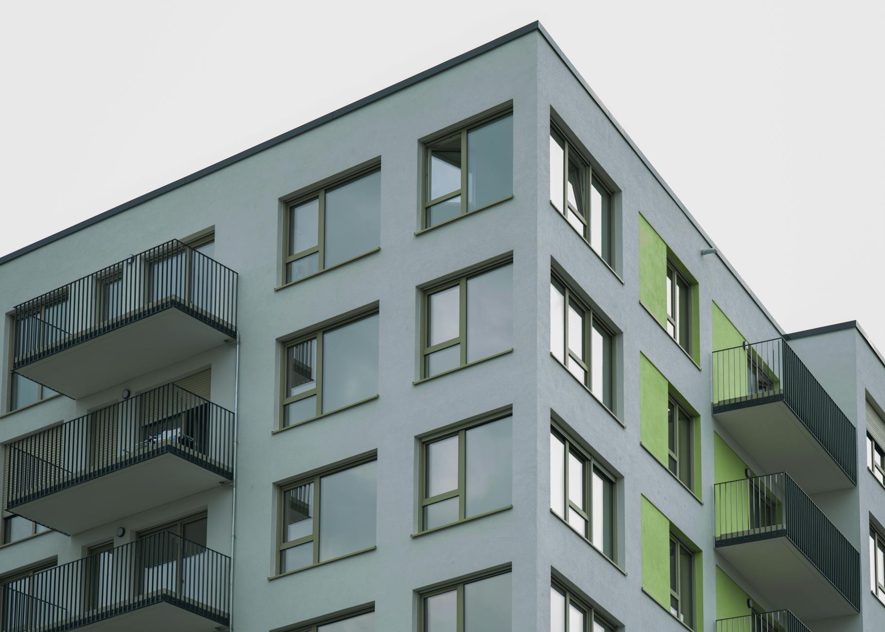 Edificios y condominios — Monitoreo inteligente para edificios y condominios